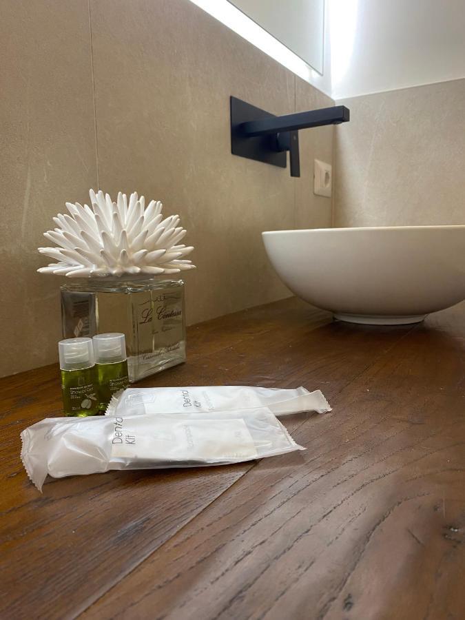 פולינאנו א מארה Al 22 Suite & Spa Luxury Experience מראה חיצוני תמונה