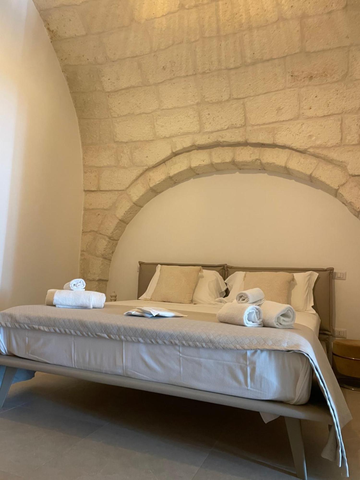 פולינאנו א מארה Al 22 Suite & Spa Luxury Experience מראה חיצוני תמונה