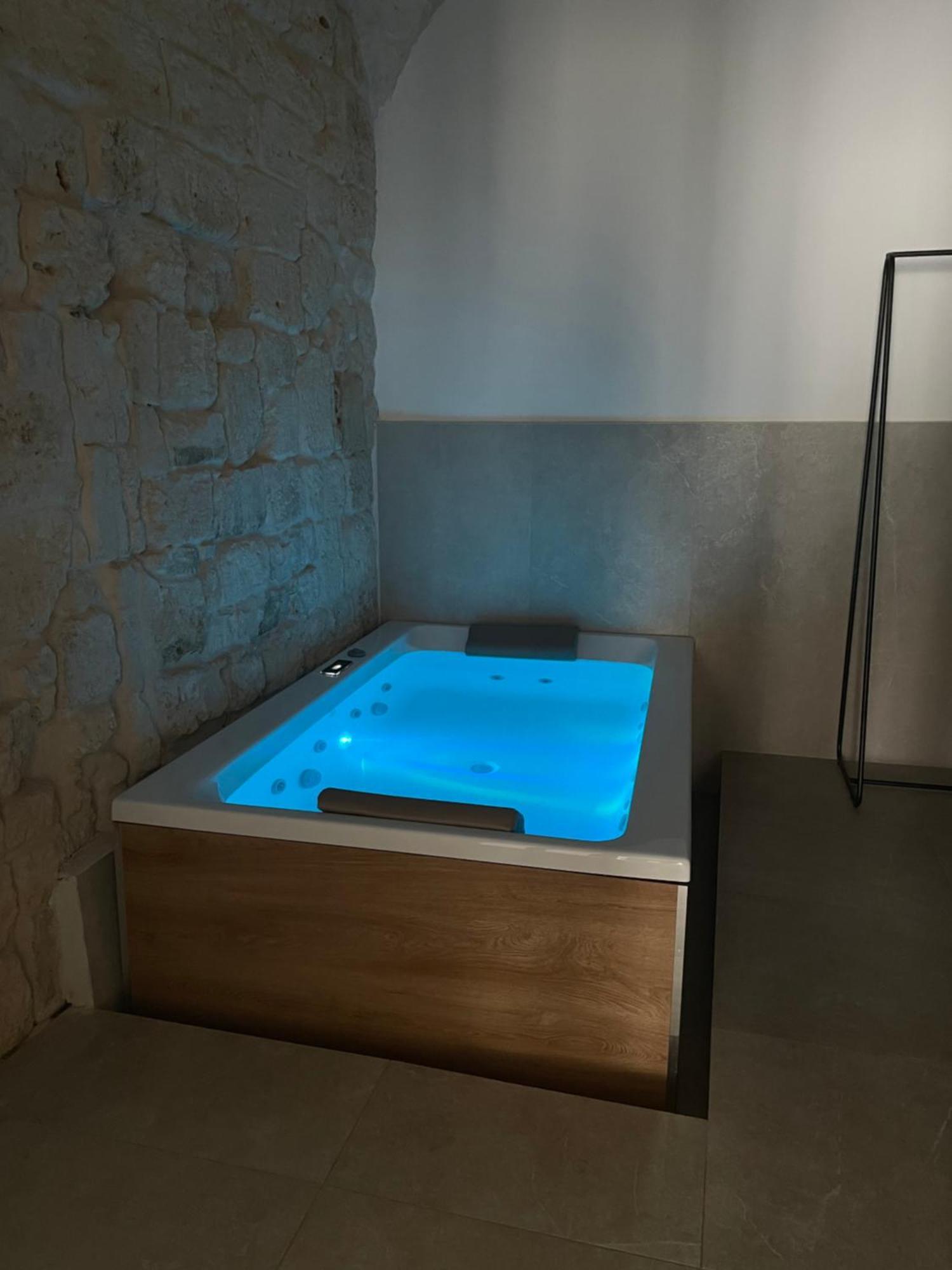 פולינאנו א מארה Al 22 Suite & Spa Luxury Experience מראה חיצוני תמונה